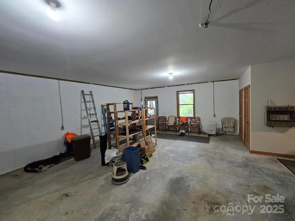 979 Wagon Road #6-8 Warrensville, NC 28693