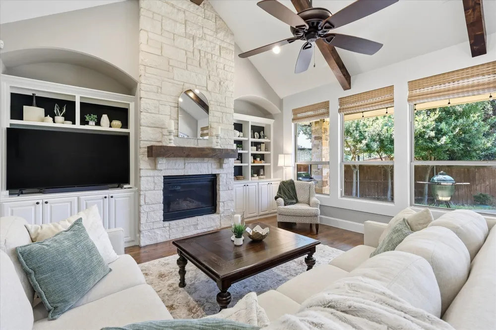 412 Nora Lane Argyle, TX 76226