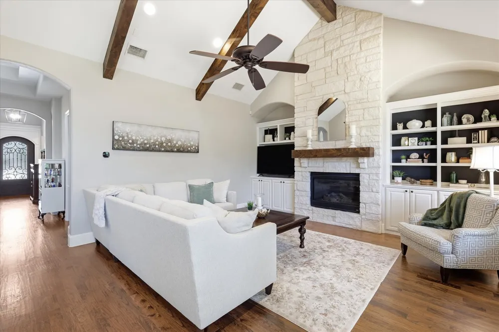 412 Nora Lane Argyle, TX 76226