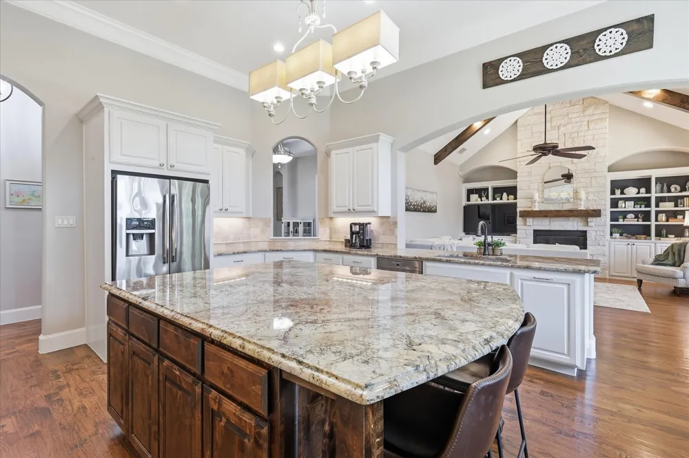 412 Nora Lane Argyle, TX 76226