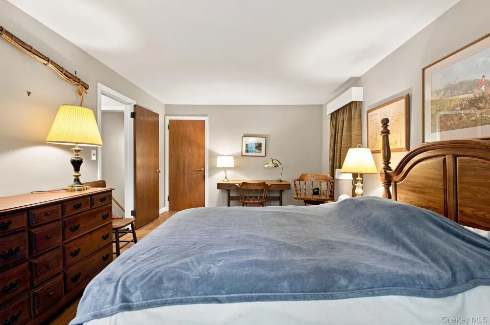 26 Reynolds Place Scarsdale, NY 10583
