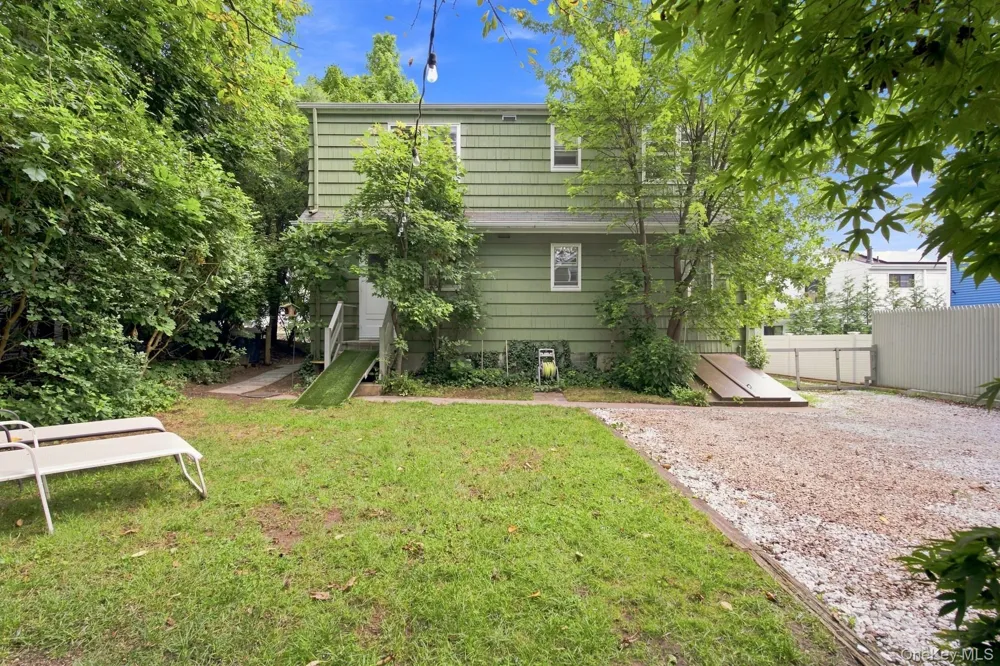 26 Reynolds Place Scarsdale, NY 10583
