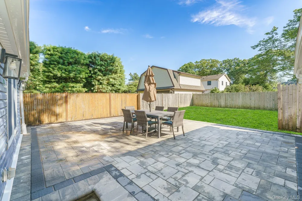 10 Hill Street Northport, NY 11768
