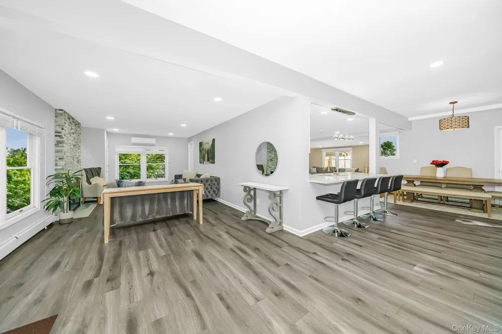 10 Hill Street Northport, NY 11768