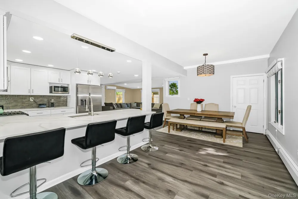10 Hill Street Northport, NY 11768