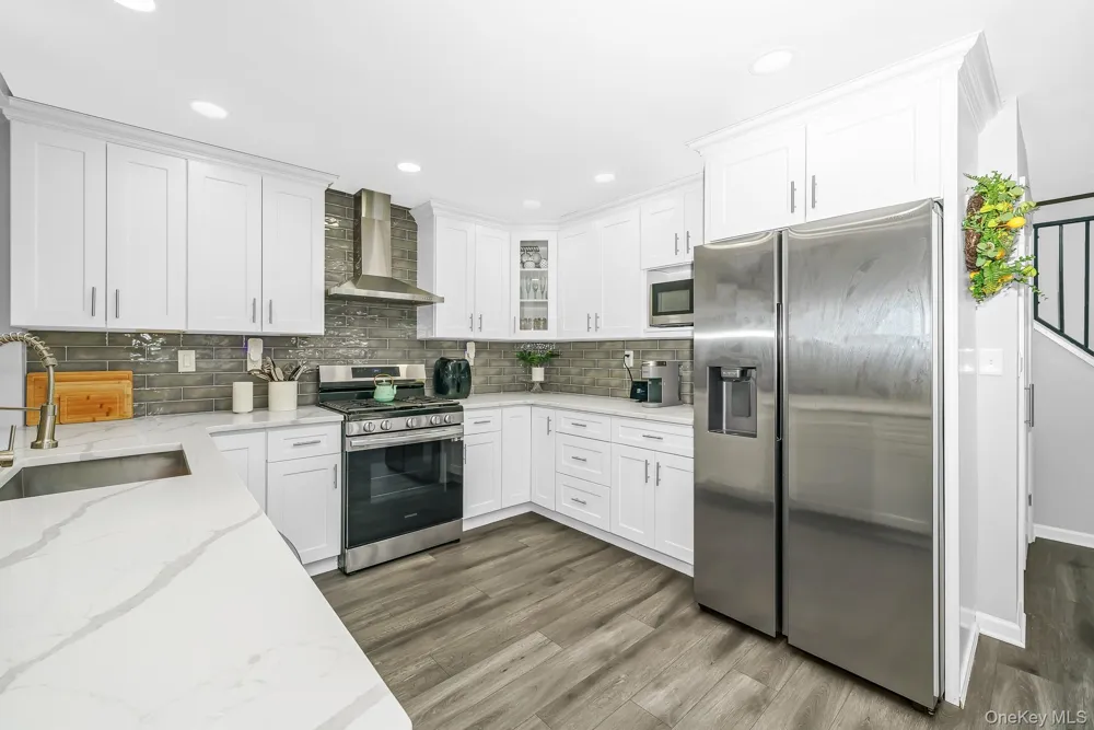 10 Hill Street Northport, NY 11768