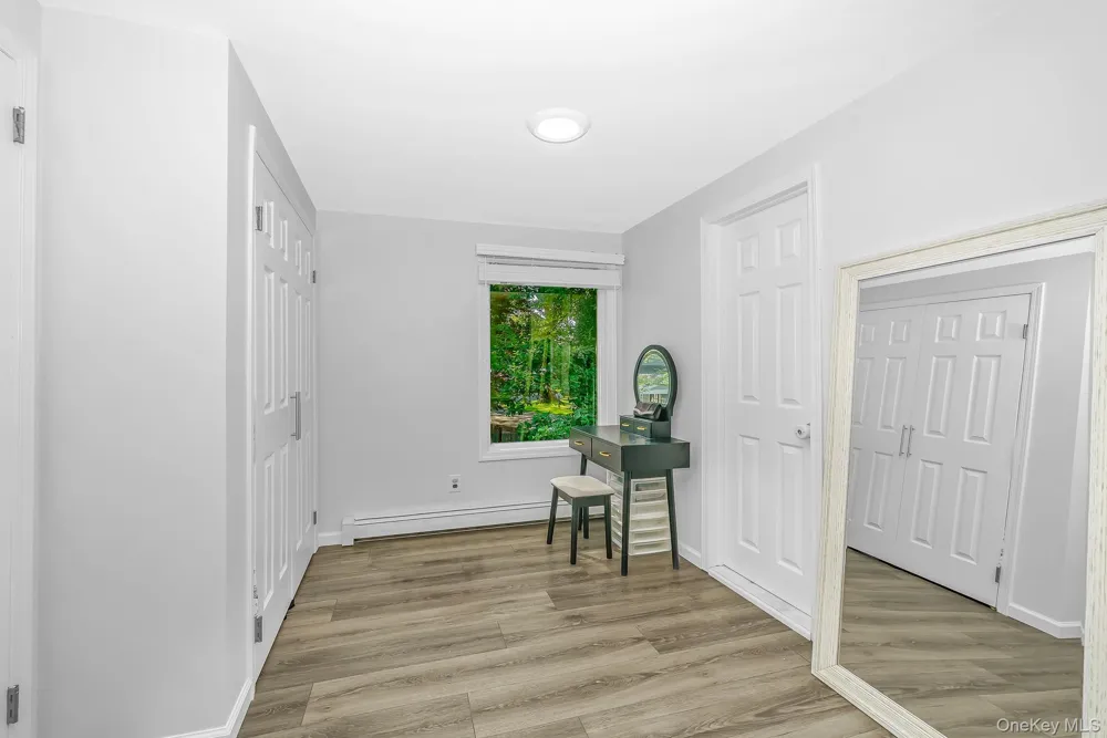 10 Hill Street Northport, NY 11768
