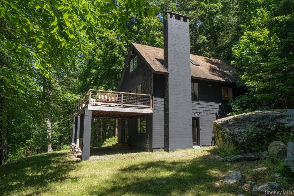 4594 State Route 97 Narrowsburg, NY 12764
