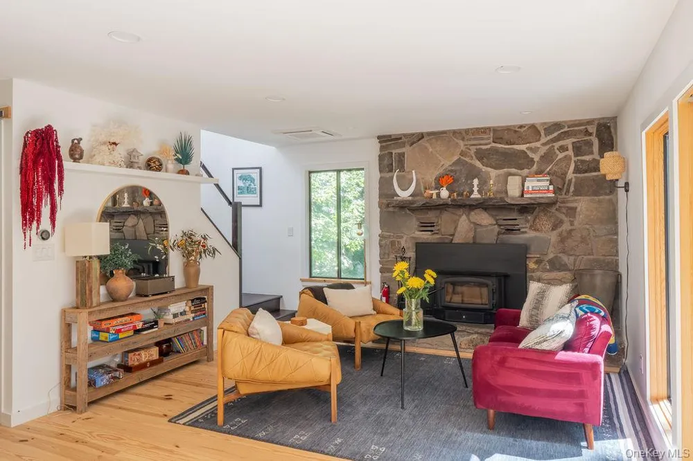 4594 State Route 97 Narrowsburg, NY 12764