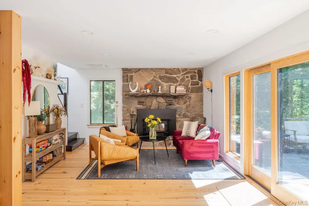 4594 State Route 97 Narrowsburg, NY 12764
