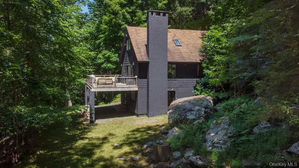 4594 State Route 97 Narrowsburg, NY 12764