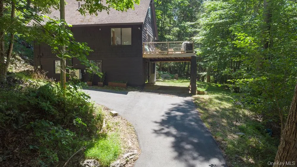 4594 State Route 97 Narrowsburg, NY 12764