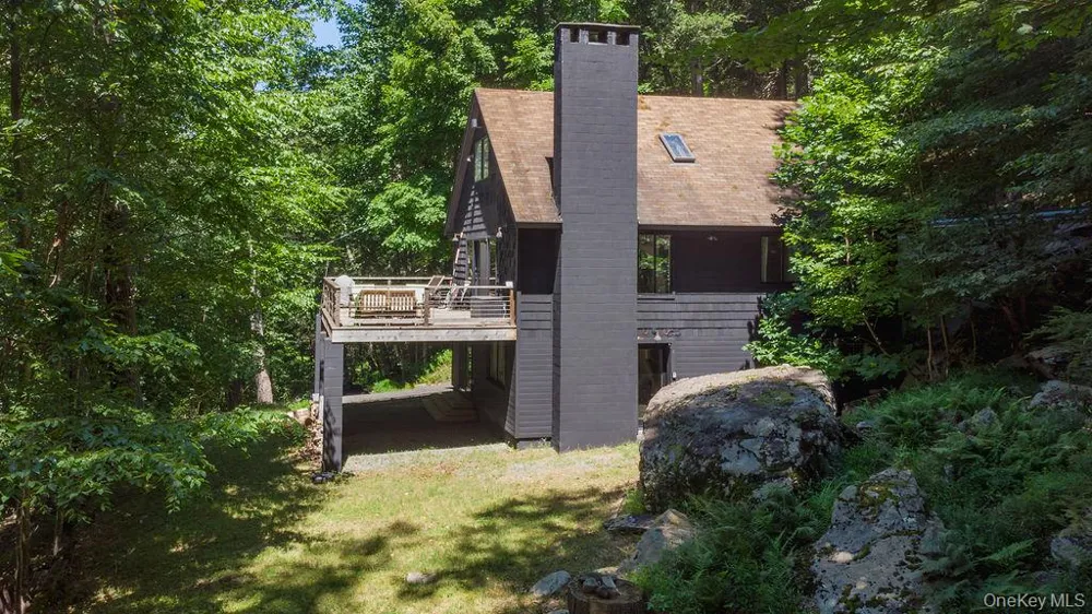 4594 State Route 97 Narrowsburg, NY 12764