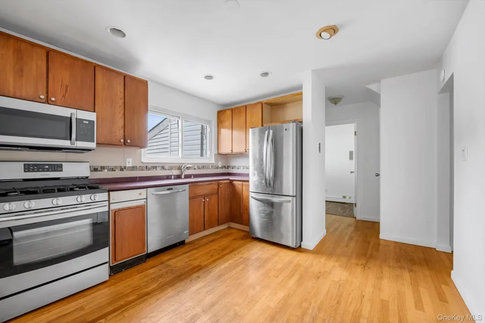 3 Evelyn Lane Syosset, NY 11791
