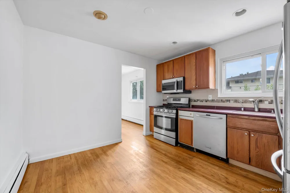 3 Evelyn Lane Syosset, NY 11791