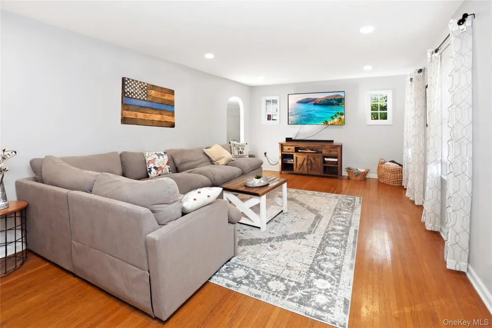 67 Gleason Boulevard Pleasant Valley, NY 12569