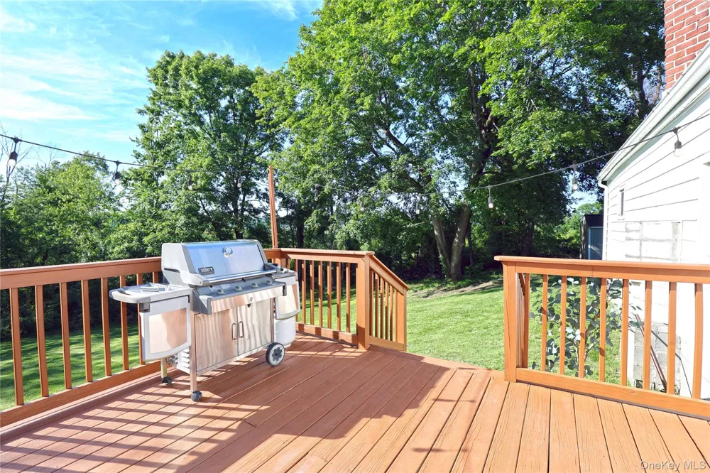 67 Gleason Boulevard Pleasant Valley, NY 12569