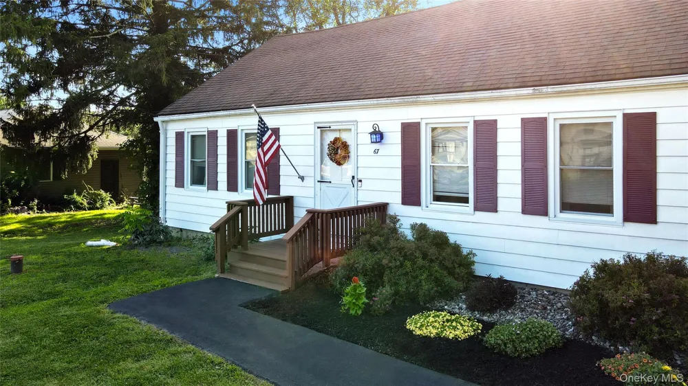 67 Gleason Boulevard Pleasant Valley, NY 12569