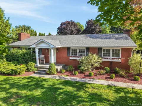 5 Anna Place