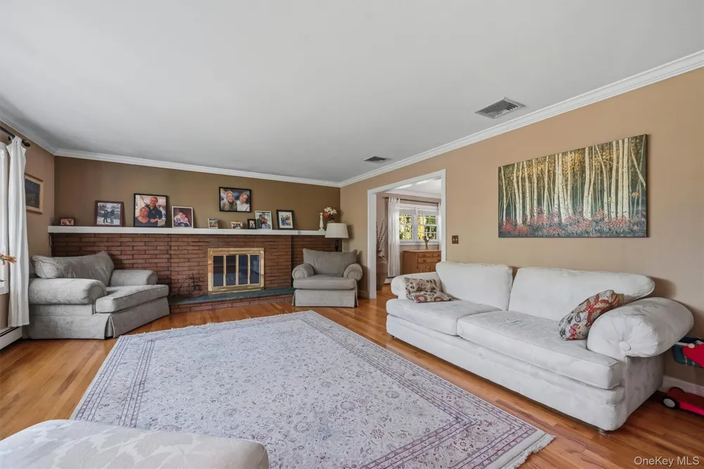 5 Anna Place Marlboro, NY 12542