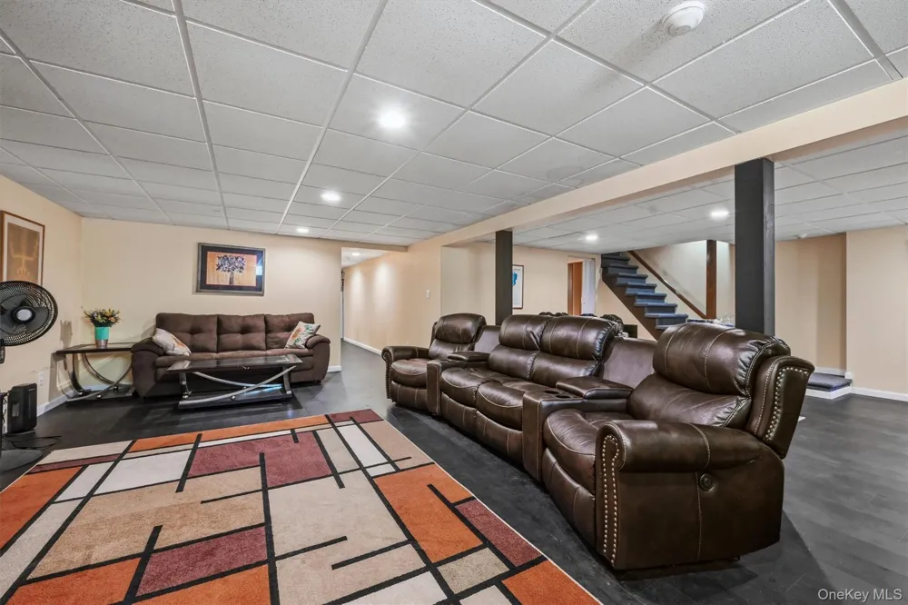 5 Anna Place Marlboro, NY 12542
