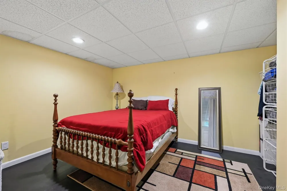 5 Anna Place Marlboro, NY 12542
