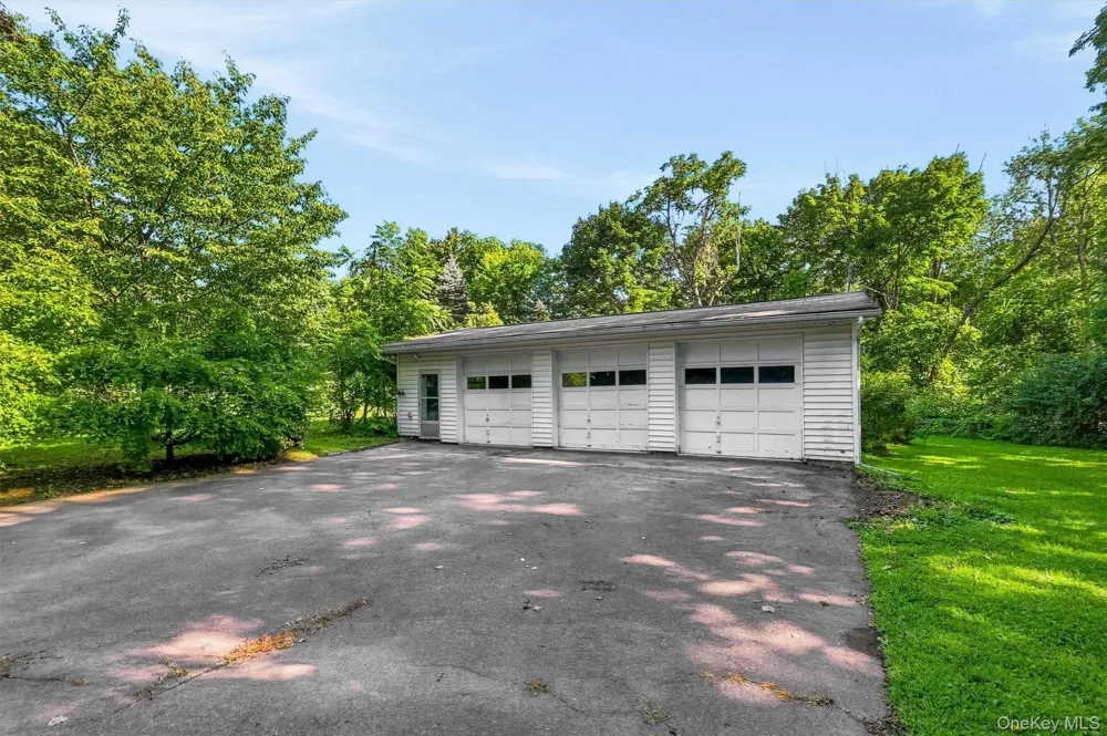 5 Anna Place Marlboro, NY 12542