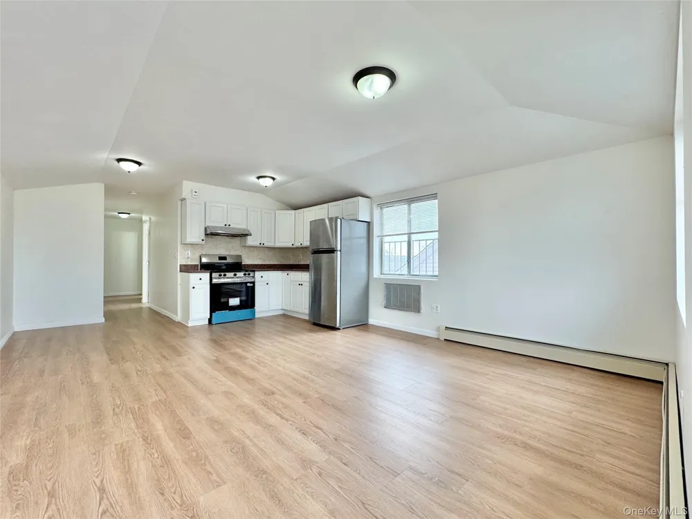 57-39 Mazeau Street #3rd Fl Maspeth, NY 11378