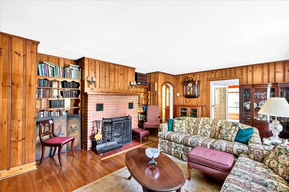 35 Biltmore Drive Mastic Beach, NY 11951