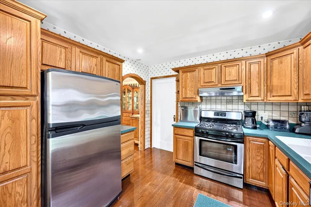 35 Biltmore Drive Mastic Beach, NY 11951