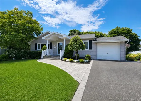 8 Starlight Drive