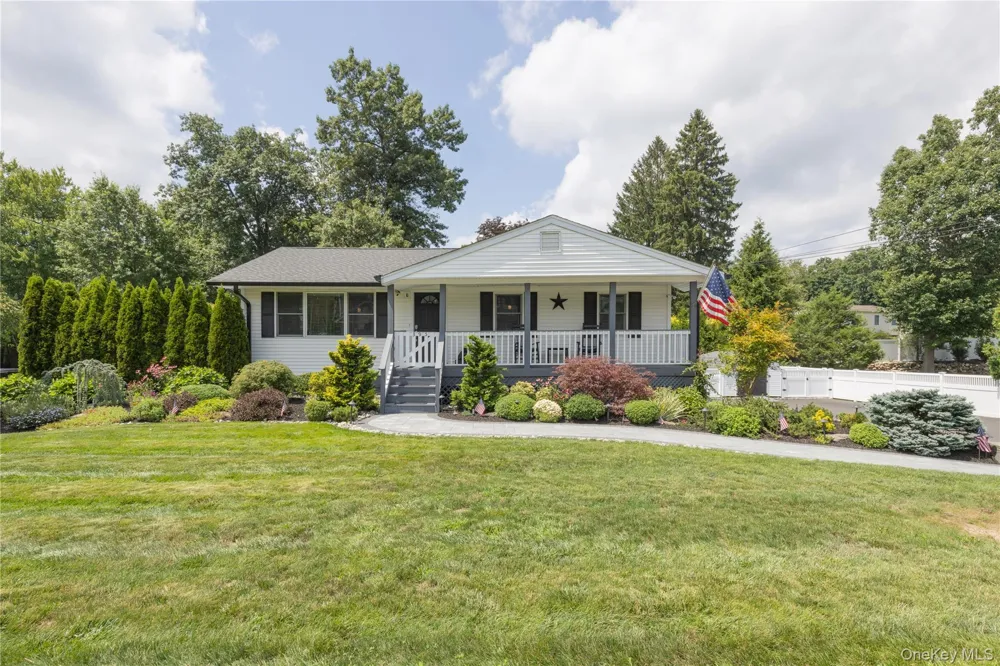 395 Ehrhardt Road Pearl River, NY 10965