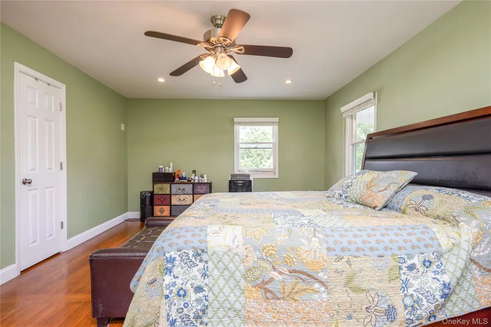 395 Ehrhardt Road Pearl River, NY 10965