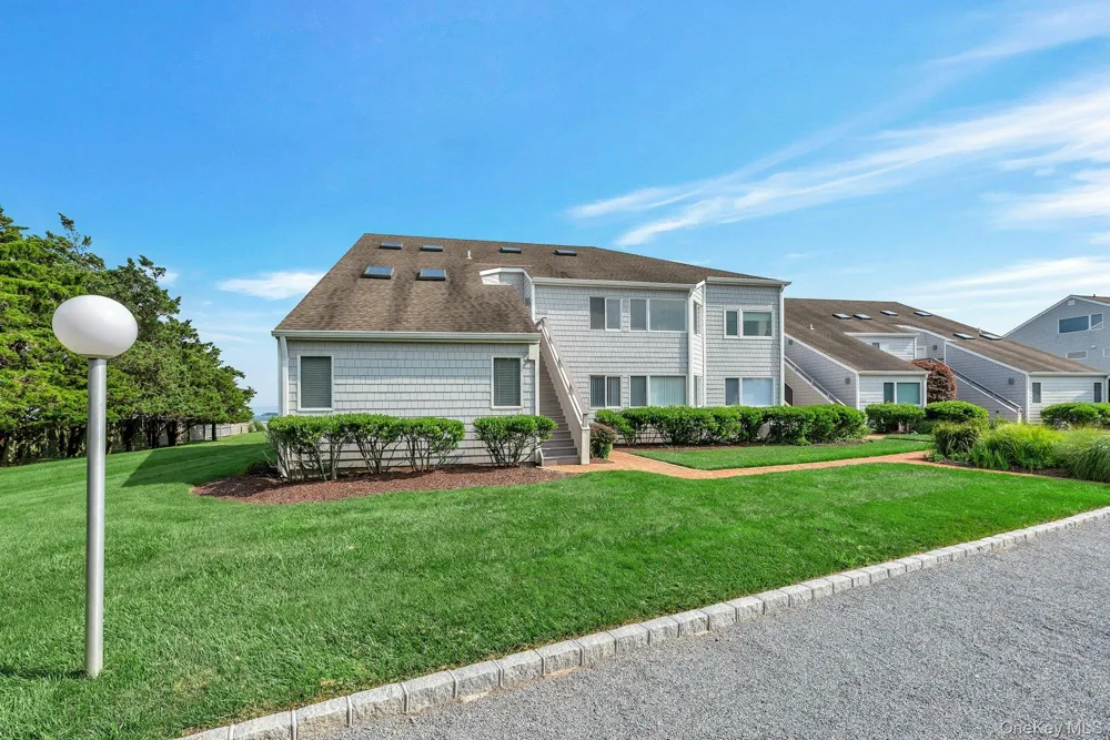 2820 Shipyard Lane #1B2 East Marion, NY 11939