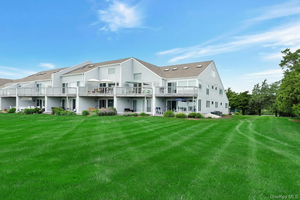 2820 Shipyard Lane #1B2 East Marion, NY 11939
