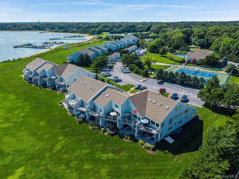 2820 Shipyard Lane #1B2 East Marion, NY 11939