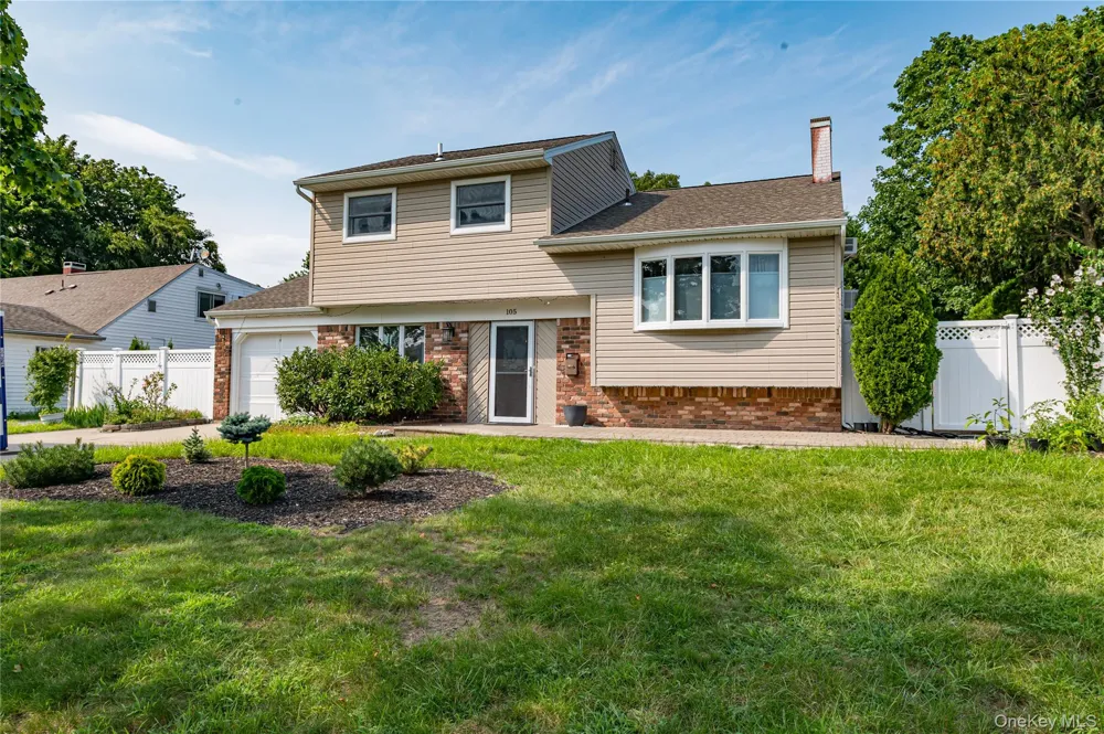 105 Rumford Road Kings Park, NY 11754