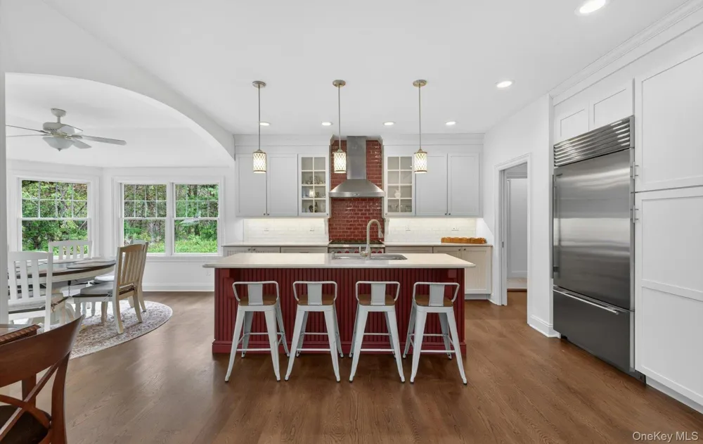 9 Briarsweet Lane East Hampton, NY 11937