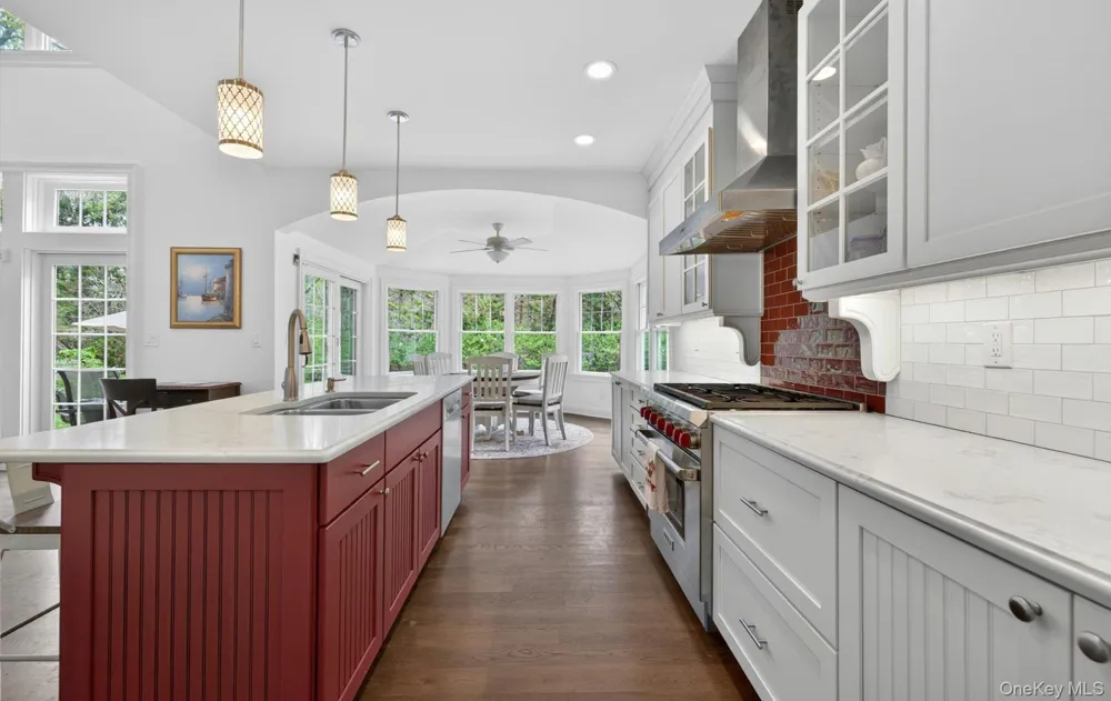 9 Briarsweet Lane East Hampton, NY 11937