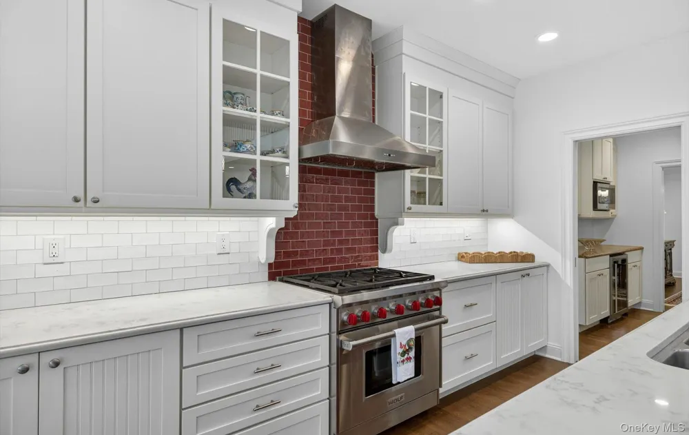 9 Briarsweet Lane East Hampton, NY 11937