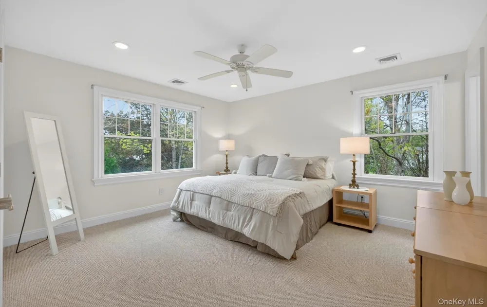 9 Briarsweet Lane East Hampton, NY 11937
