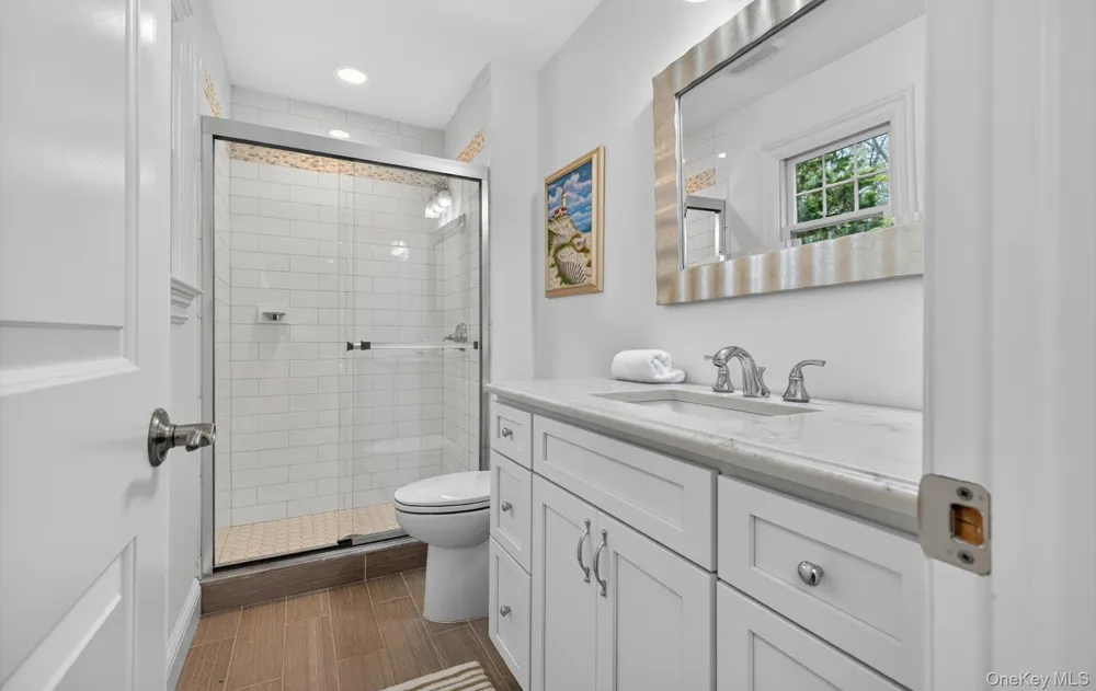 9 Briarsweet Lane East Hampton, NY 11937