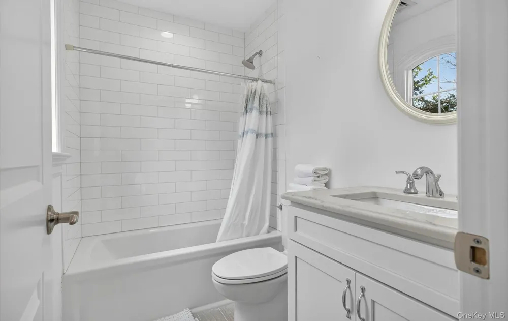 9 Briarsweet Lane East Hampton, NY 11937
