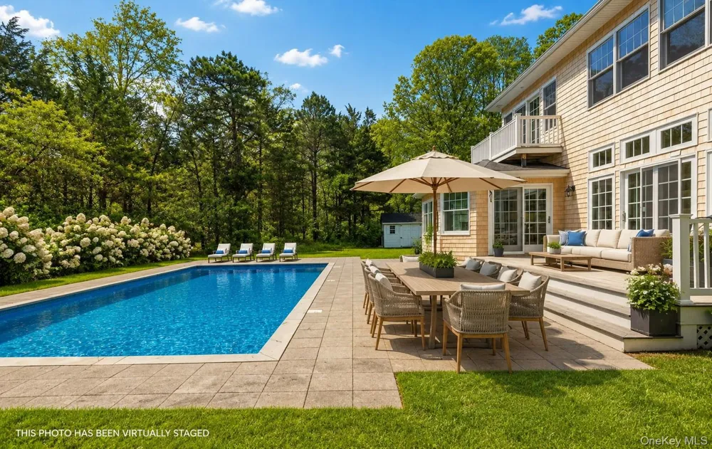 9 Briarsweet Lane East Hampton, NY 11937