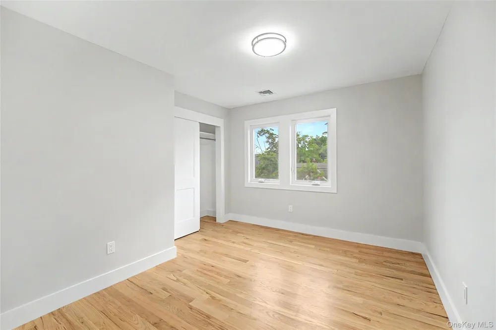 105 Moore Street New Hyde Park, NY 11040