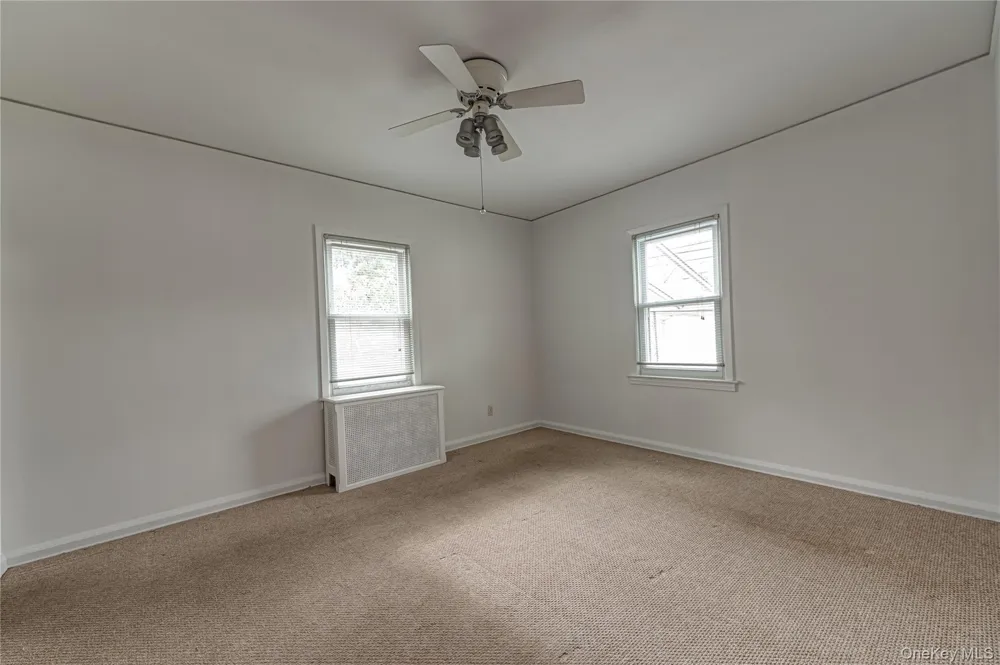15 Yale Boulevard New Hyde Park, NY 11040