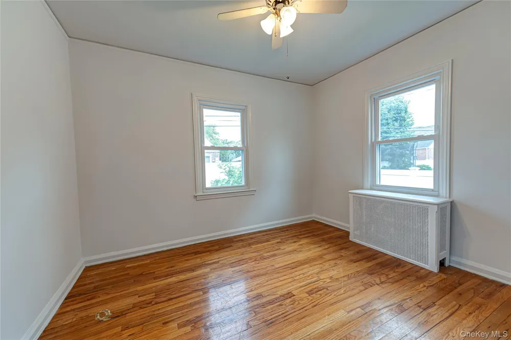 15 Yale Boulevard New Hyde Park, NY 11040