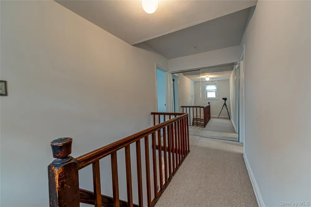 15 Yale Boulevard New Hyde Park, NY 11040
