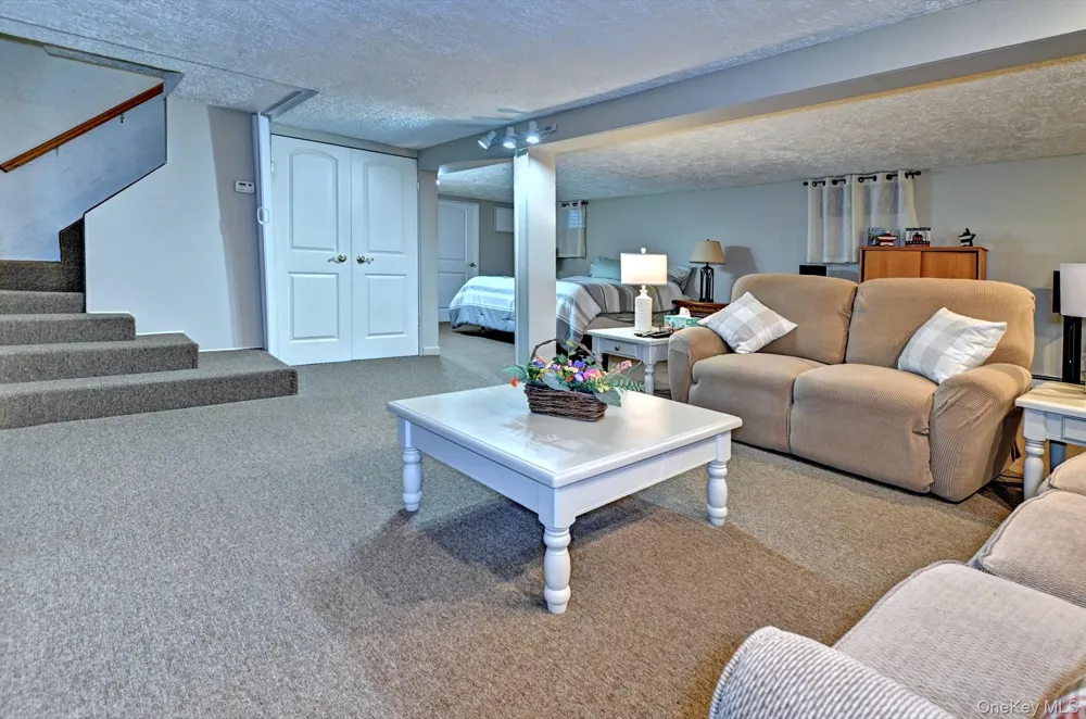 116 Shenandoah Boulevard Nesconset, NY 11767