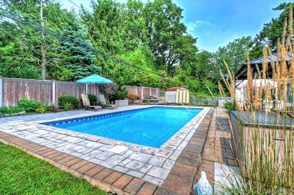 116 Shenandoah Boulevard Nesconset, NY 11767